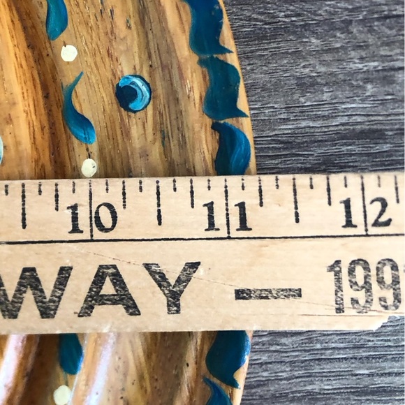 Hand Painted Wooden Decorative Plate - Picture 9 of 11